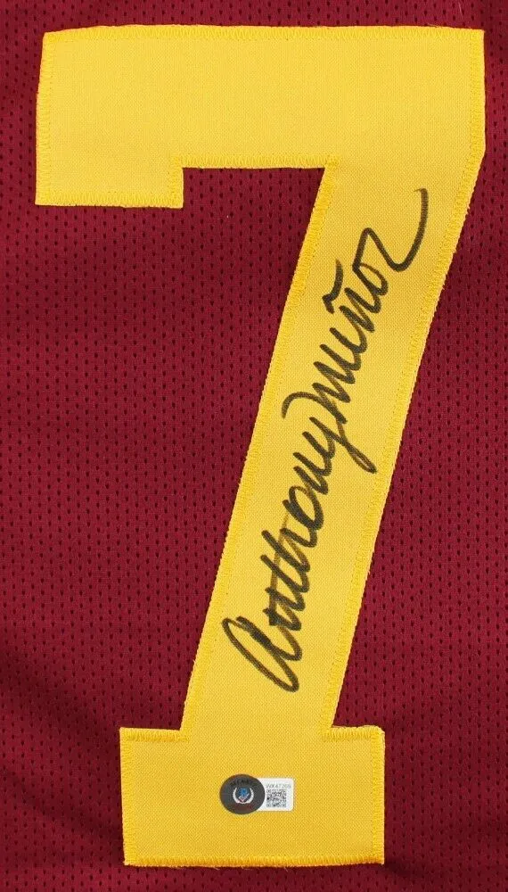 Anthony Munoz Signed USC Trojans (Beckett) Cincinnati Bengals 11xPro Bowl O-Line