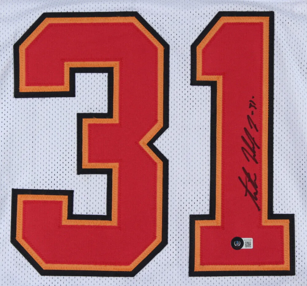 Antoine Winfield Jr Signed Buccaneers Jersey (Beckett Holo) Tampa Bay 2020 #2 Pk