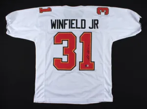 Antoine Winfield Jr Signed Buccaneers Jersey (Beckett Holo) Tampa Bay 2020 #2 Pk