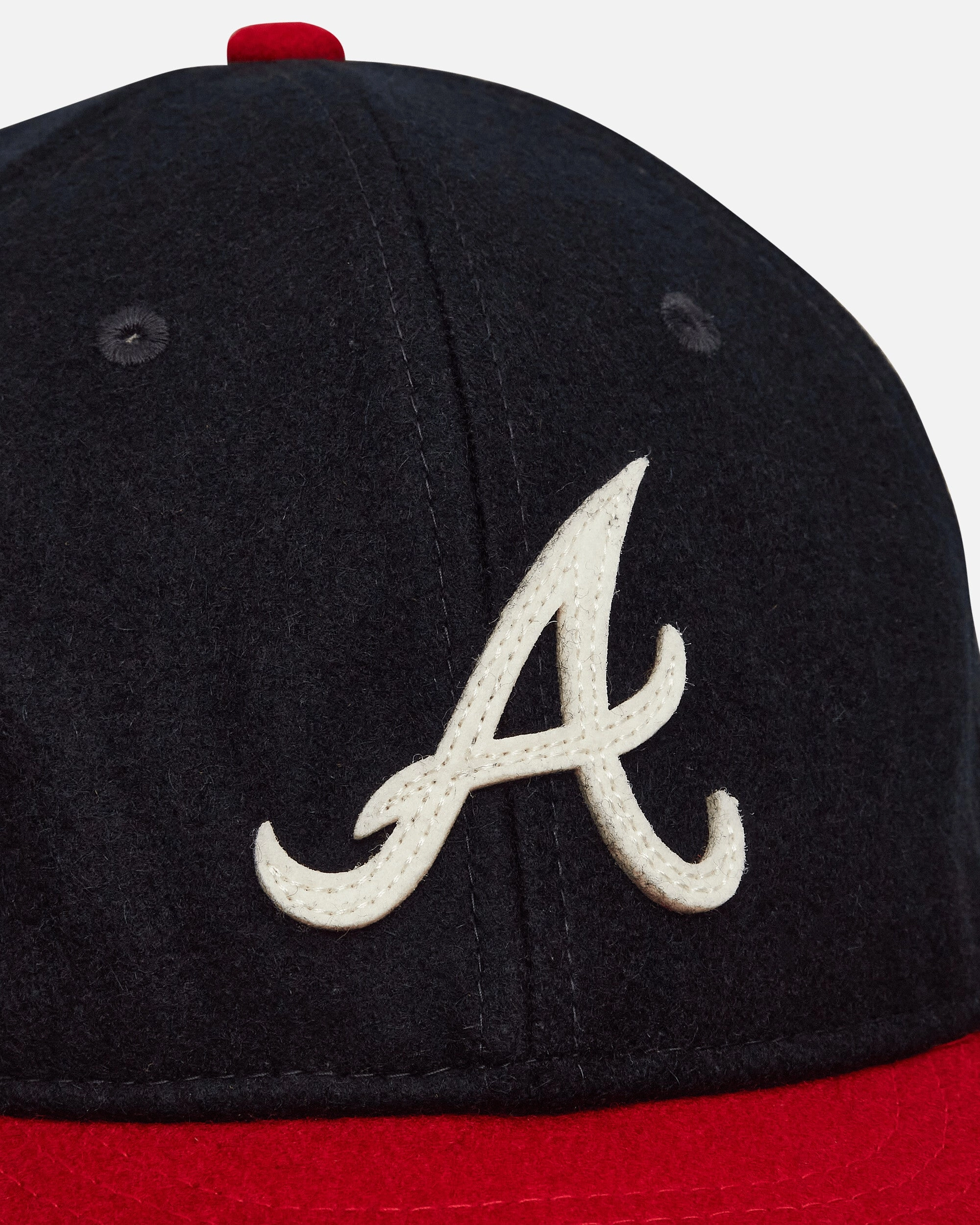 Atlanta Braves Heritage Series Retro Crown 9FIFTY Strapback Cap Navy