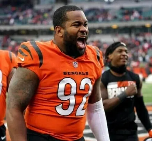 B. J. Hill Signed Cincinnati Bengals Jersey (JSA) 2018 3rd Rnd Pk Defensive Tckl