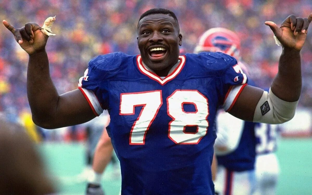 Bruce Smith Signed Buffalo Bills Jersey (Beckett) NFL All-Time Sack Leader w/200