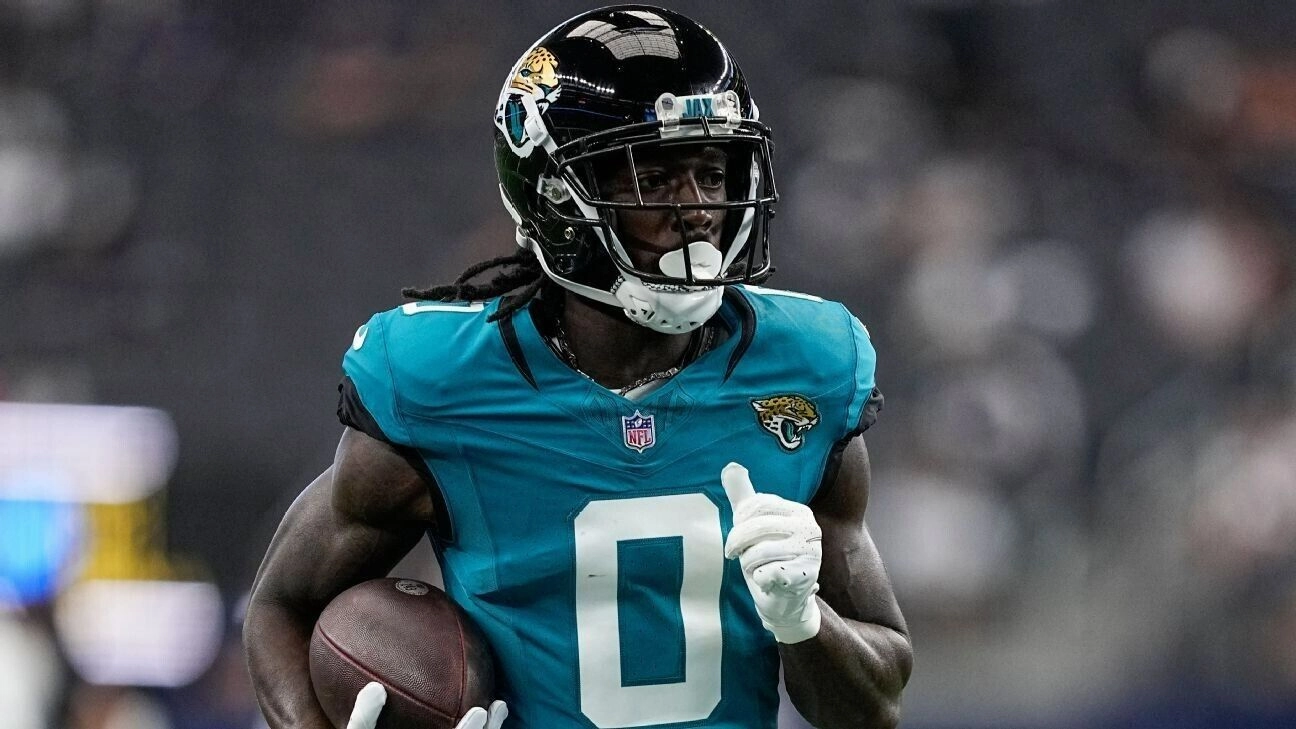 Calvin Ridley Signed Jacksonville Jaguars Jersey (Beckett) Ex-Alabama Receiver