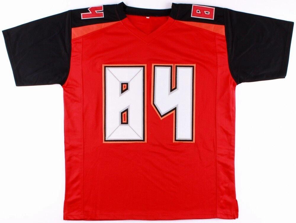 Cameron Brate Signed Buccaneers Jersey (JSA COA) "Brate Train / Tampa Bay T.E.