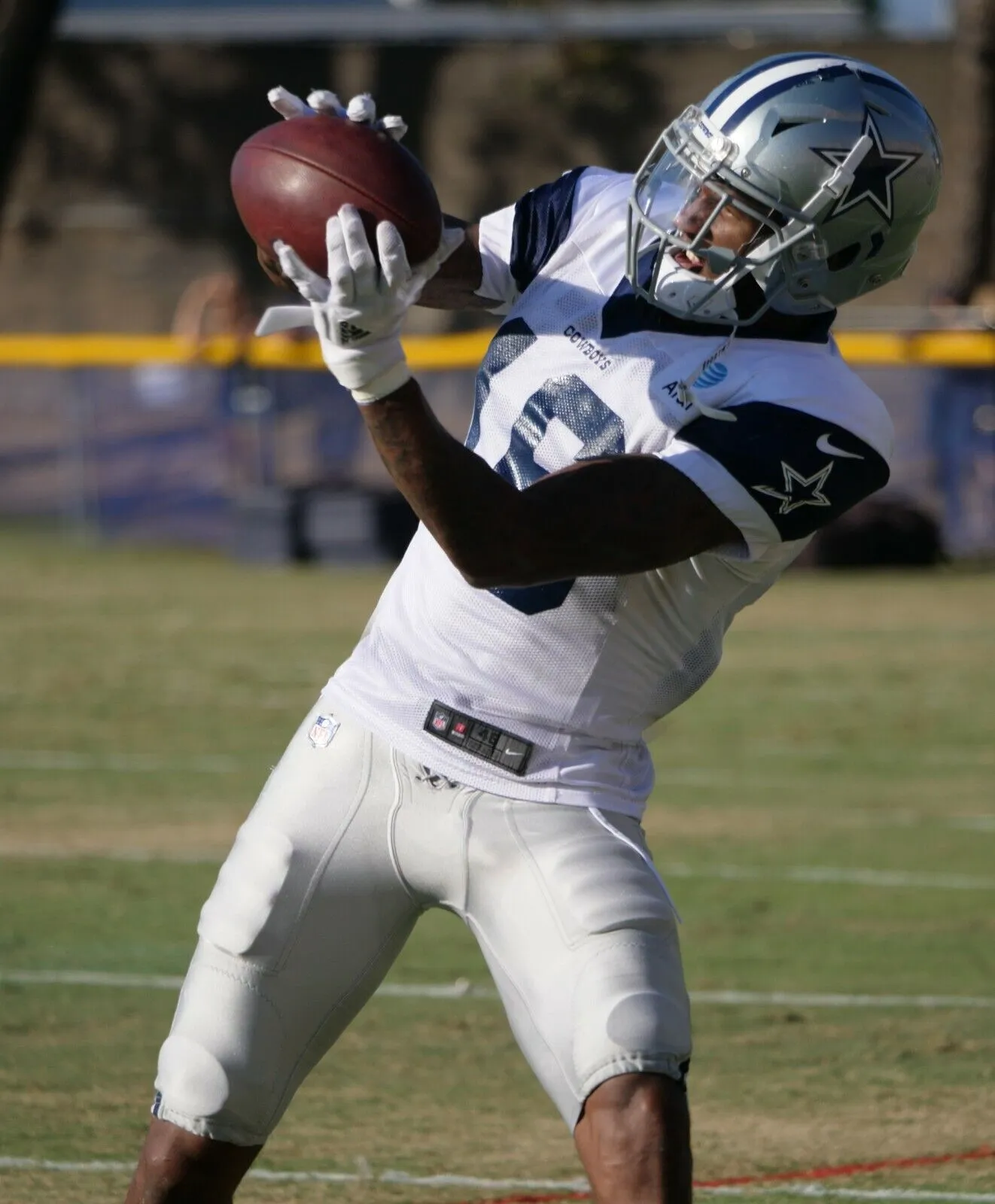 Cedrick Wilson Jr. Signed Cowboys Jersey (JSA COA) Dallas Draft Pick 2018 / W R