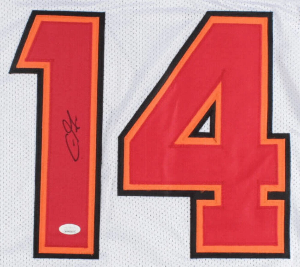 Chris Godwin Signed Buccaneers Jersey (JSA Holo) Tampa Bay's  2017 3rd Round Pk