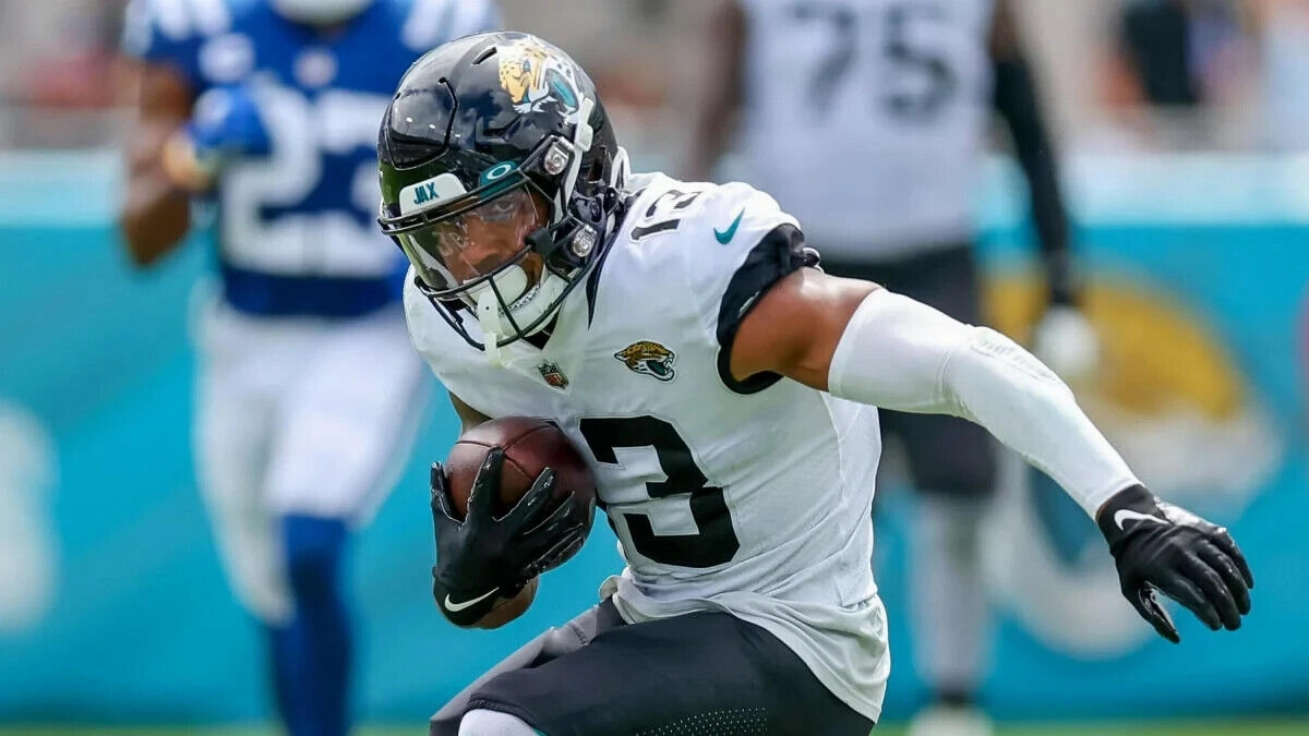 Christian Kirk Signed Jacksonville Jaguars Jersey (Beckett) 1,000 Yds Receiver
