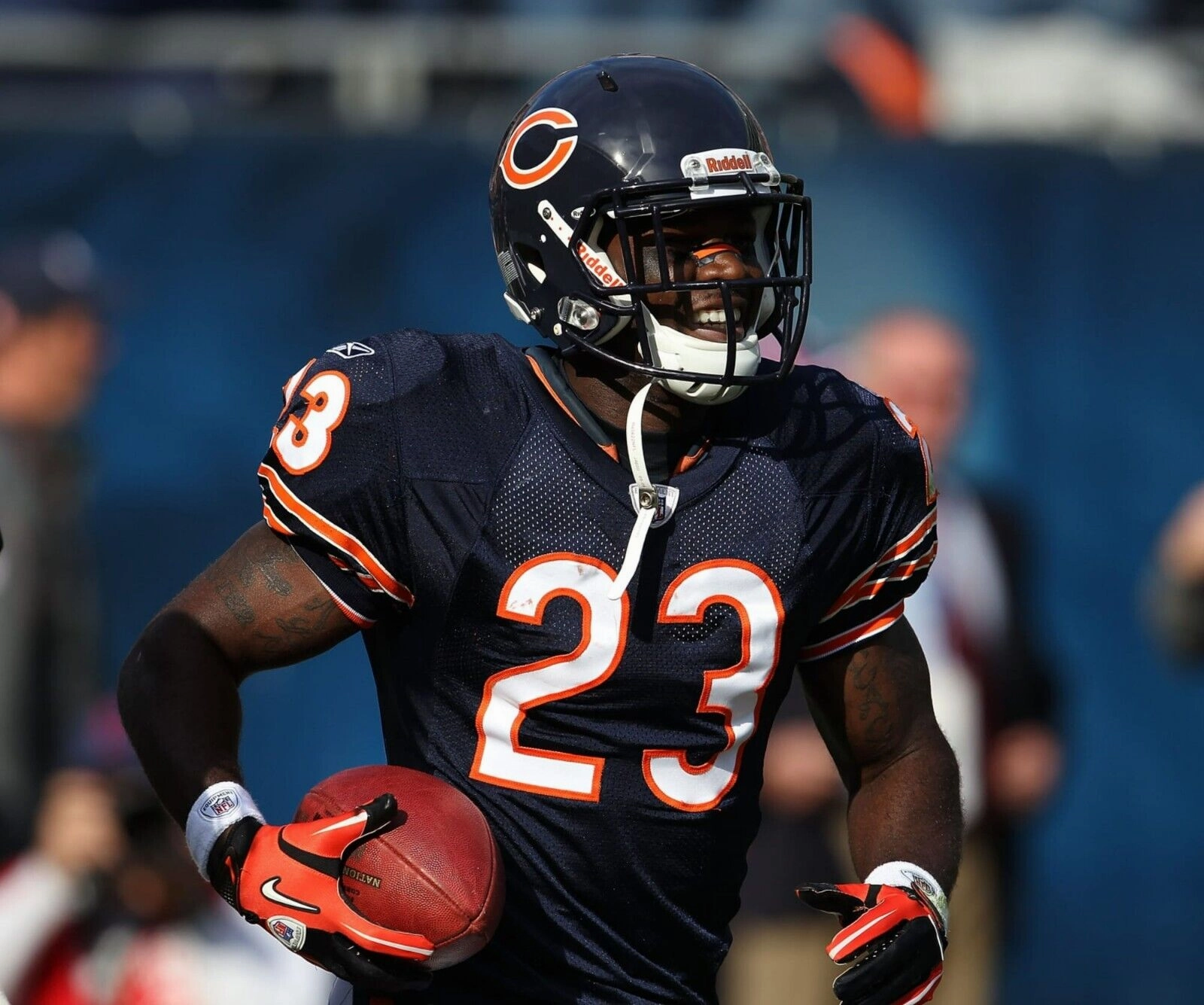 Devin Hester Signed Chicago Bears Logo Football (JSA) NFL All Time Ldng Returner