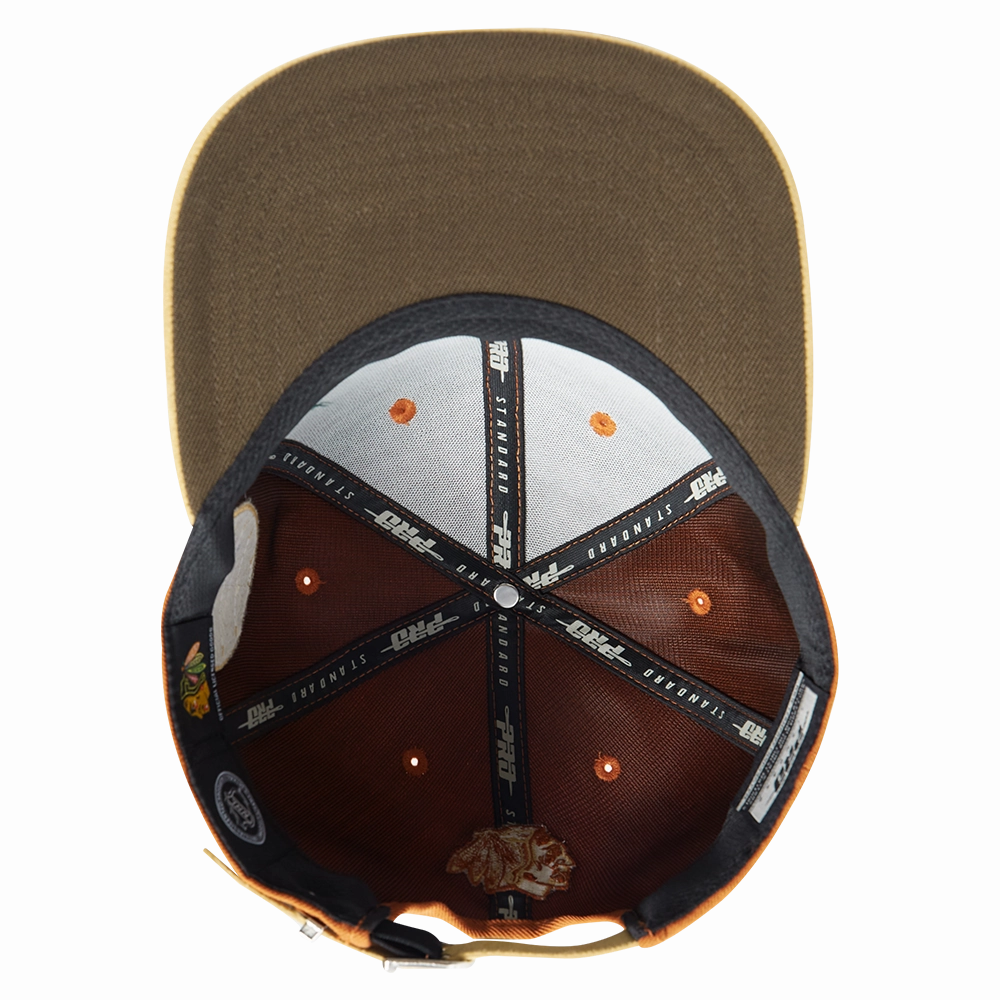 GORRA SNAPBACK NHL CHICAGO BLACKHAWKS BUTTER SUEDE