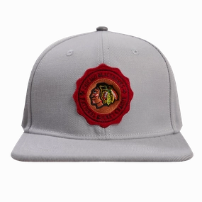 GORRA SNAPBACK NHL CHICAGO BLACKHAWKS CREST EMBLEM