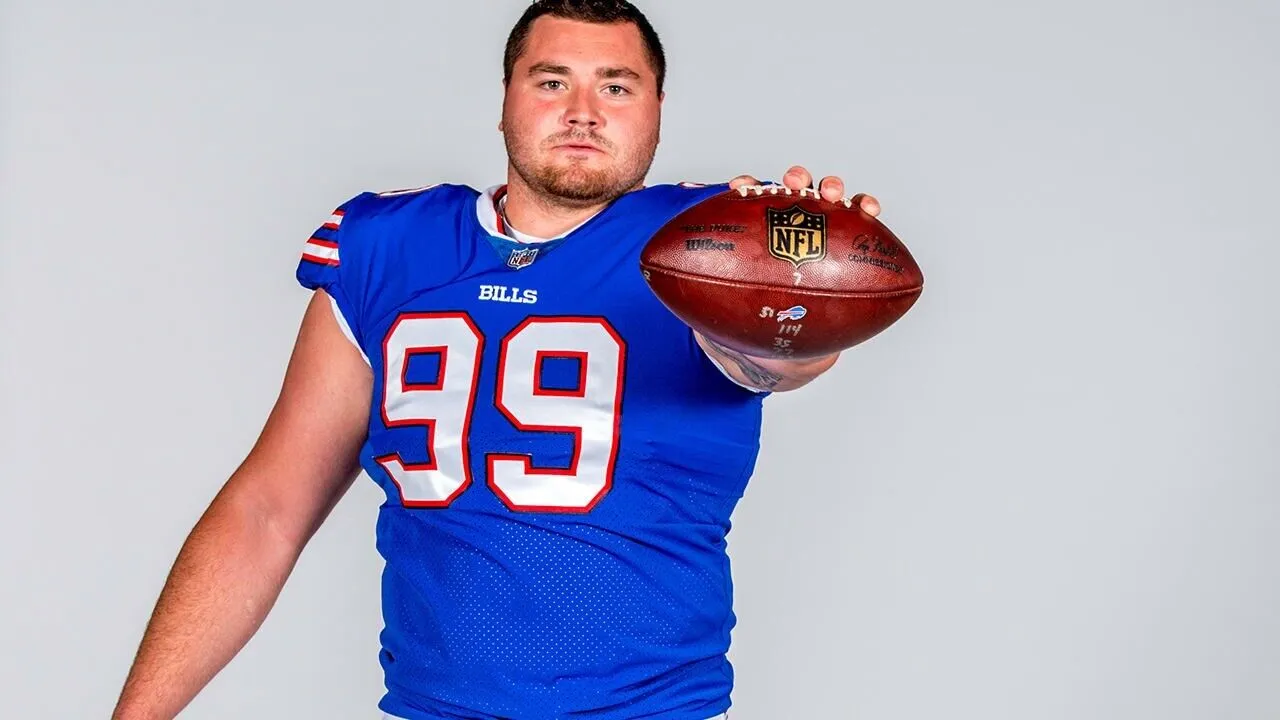 Harrison Phillips Signed Buffalo Bills Jersey (Beckett COA) 2018 3rd Rnd Pck D.T