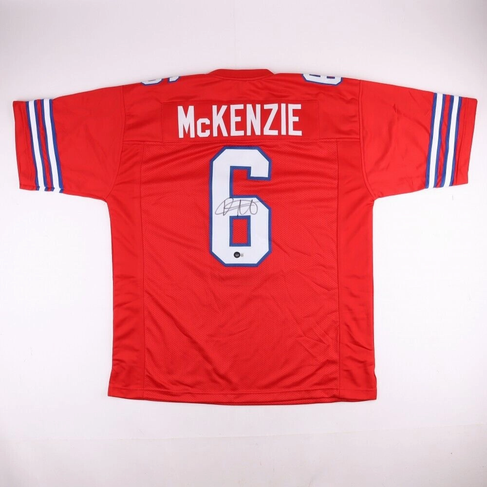 Isaiah McKenzie Signed Buffalo Bills Jersey (Beckett) His New 2022 Uniform # WR