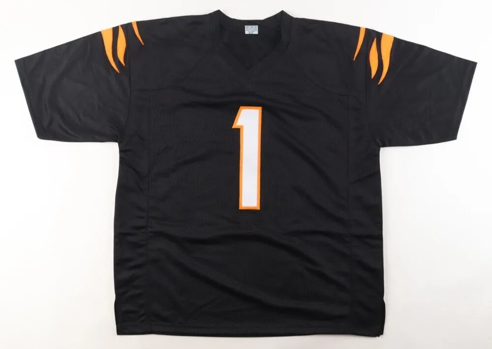 Ja'Marr Chase Signed Bengals Jersey (Player Holo) Cincinnati 1st Rd Pick 2021