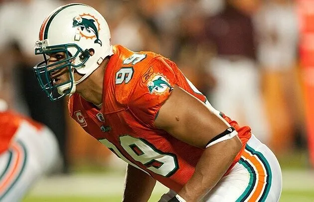 Jason Taylor Signed Miami Dolphins Jersey (Beckett) 6Pro Bowl Defensive End