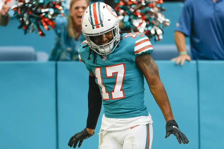 Jaylen Waddle Signed Miami Dolphins 35x43 Framed Jersey (Beckett) 2023 Rookie