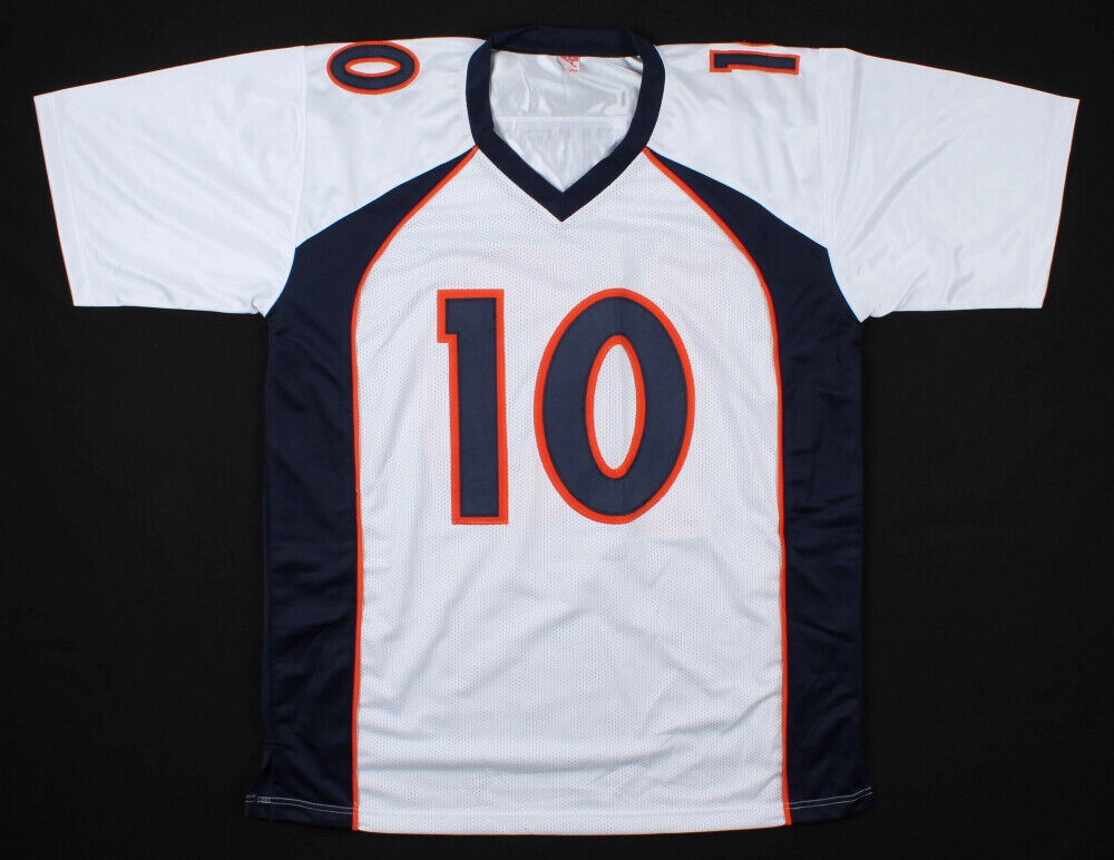 Jerry Jeudy Signed Denver Broncos Jersey (Beckett COA) Ex-Alabama Wide Receiver