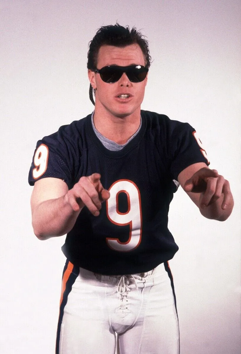 Jim McMahon Signed Chicago Bears Jersey (Beckett COA) Super Bowl XX Quarterback