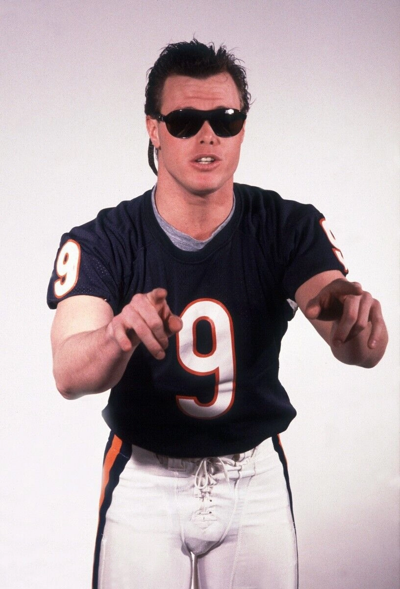 Jim McMahon Signed Chicago Bears Jersey (Beckett COA) Super Bowl XX Quarterback