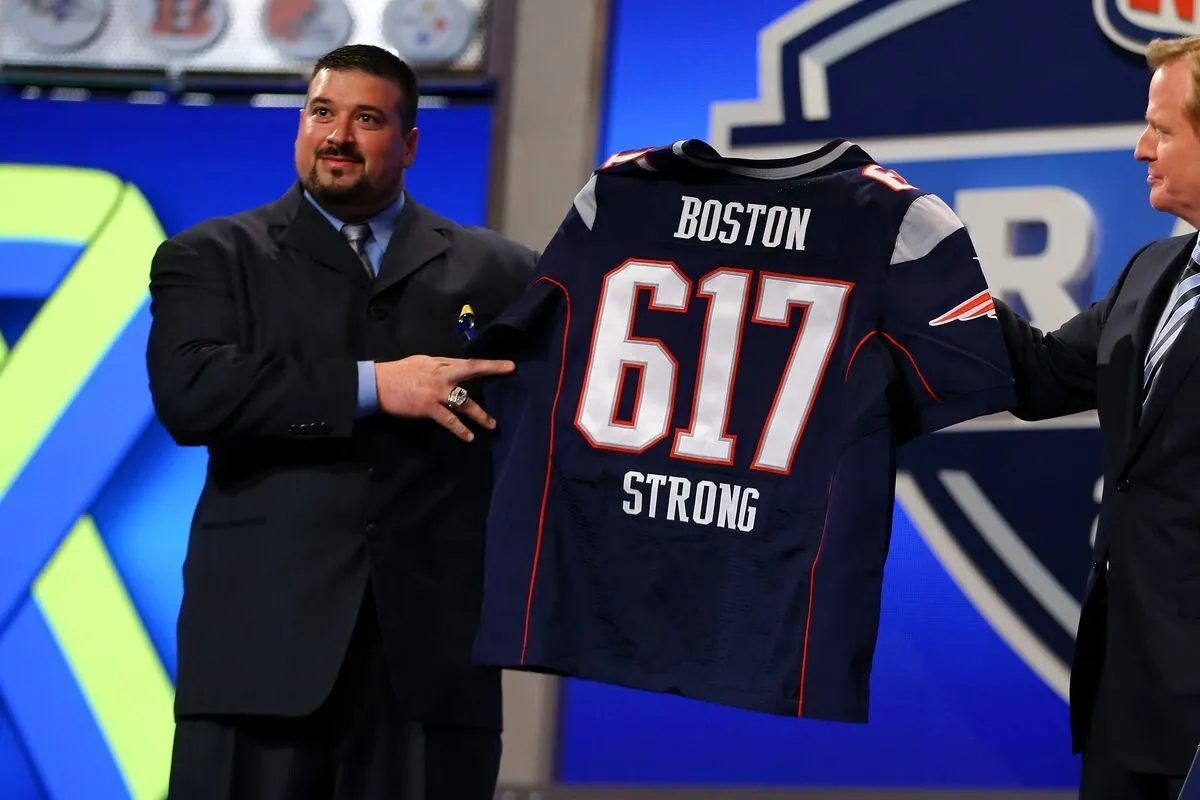 Joe Andruzzi Signed Patriots Jersey "Boston Strong" & "3xSB Champs" (JSA COA)