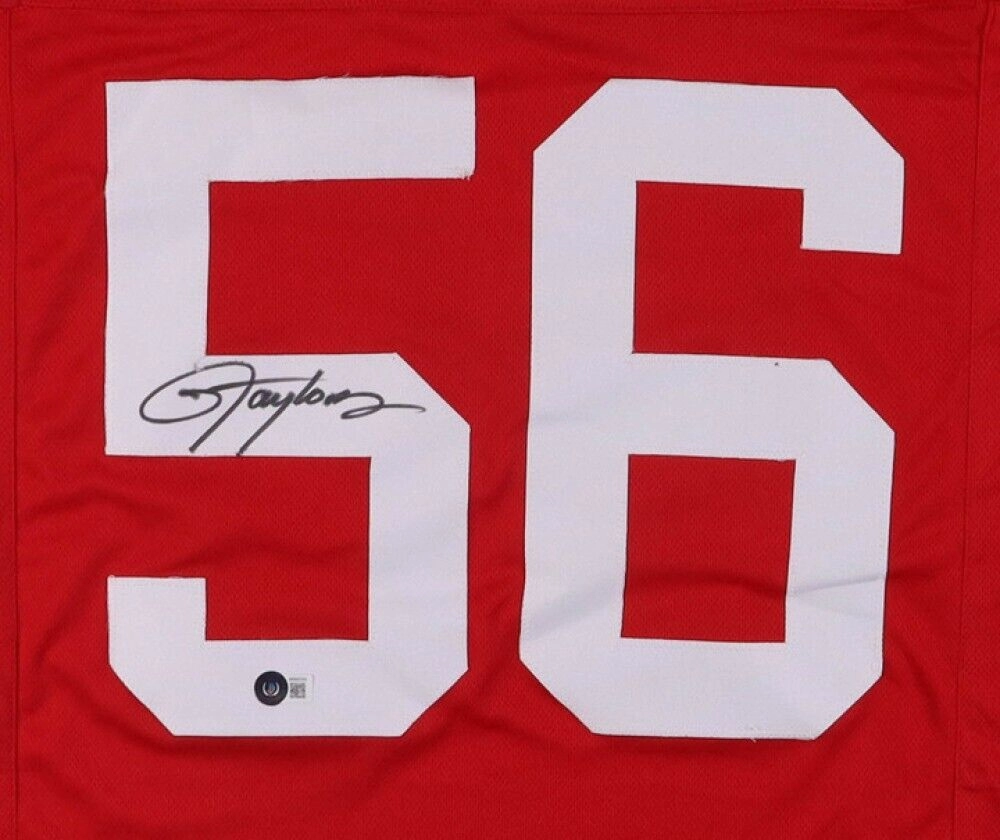 Lawrence Taylor Signed New York Giants Jersey (Beckett) 2Super Bowl Champion