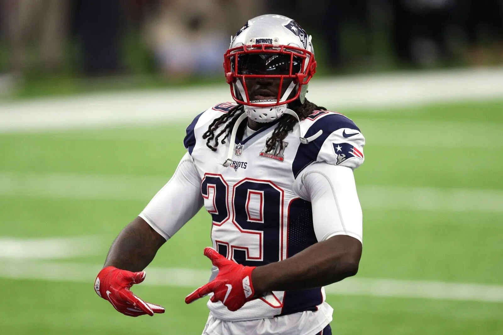 LeGarrette Blount Signed New England Patriot Jersey (JSA COA) 3xSuper Bowl Champ