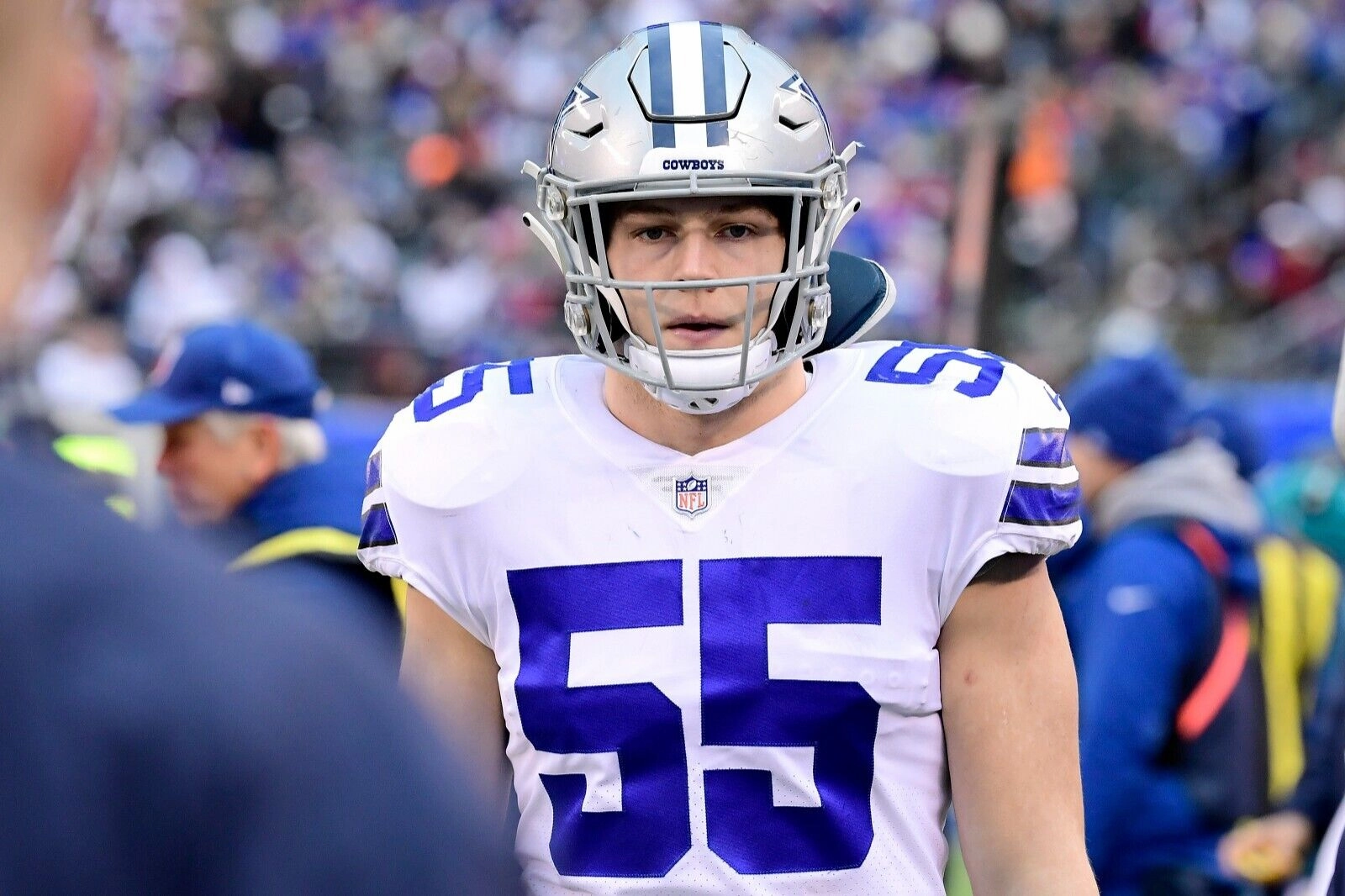Leighton Vander Esch Signed Cowboys Jersey (Beckett) Dallas 2018  #1 Draft Pick