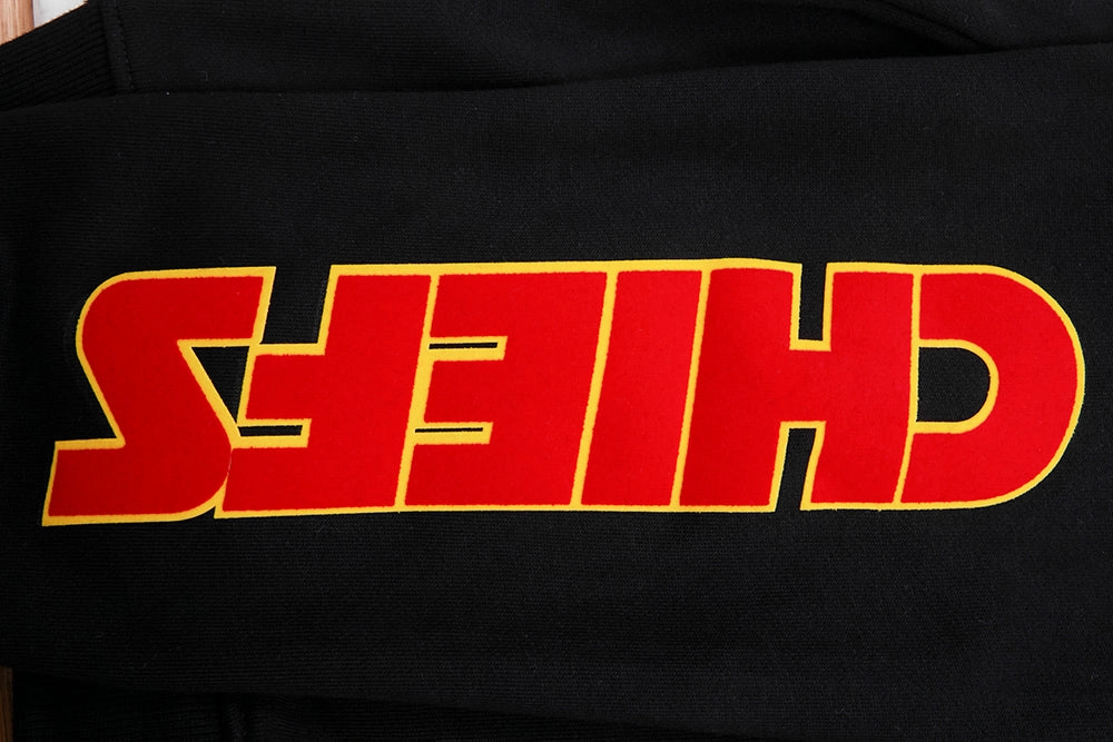 NFL KANSAS CITY CHIEFS CLASSIC BRISTLE MEN'S PULLOVER HOODIE (BLACK)