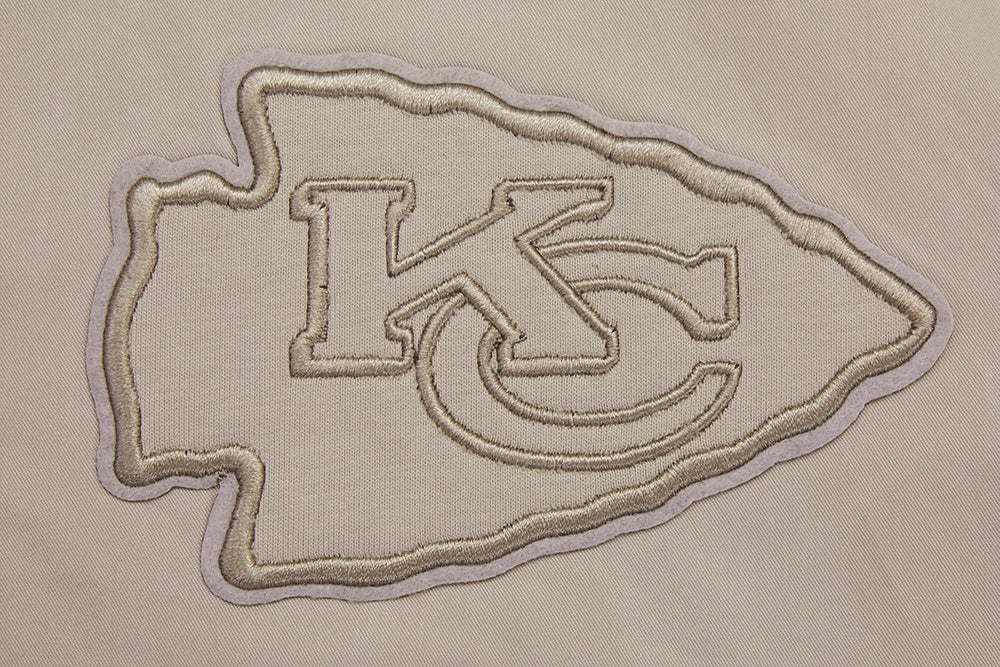 NFL KANSAS CITY CHIEFS NEUTRAL TWILL JACKET (TAUPE)