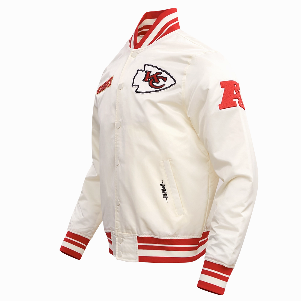 NFL KANSAS CITY CHIEFS RETRO CLASSIC MEN'S RIB SATIN JACKET (EGGSHELL/ RED)