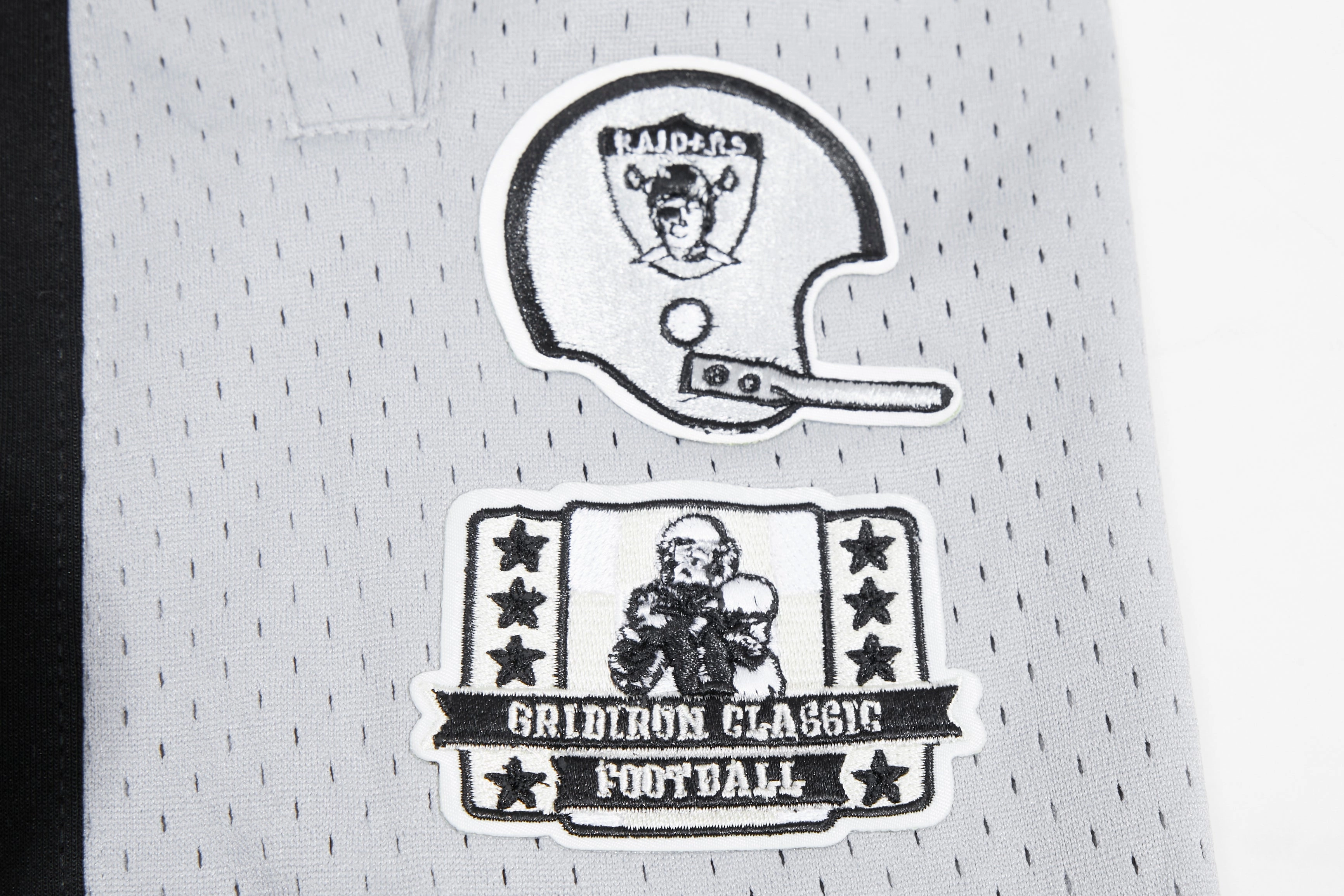 NFL OAKLAND RAIDERS RETRO CLASSIC MEN'S 2.0 SHORT (BLACK/GREY)