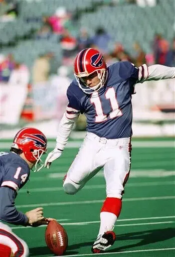 Scott Norwood Signed Bills Home Jersey (Beckett) Buffalo Place Kicker 1985-1991