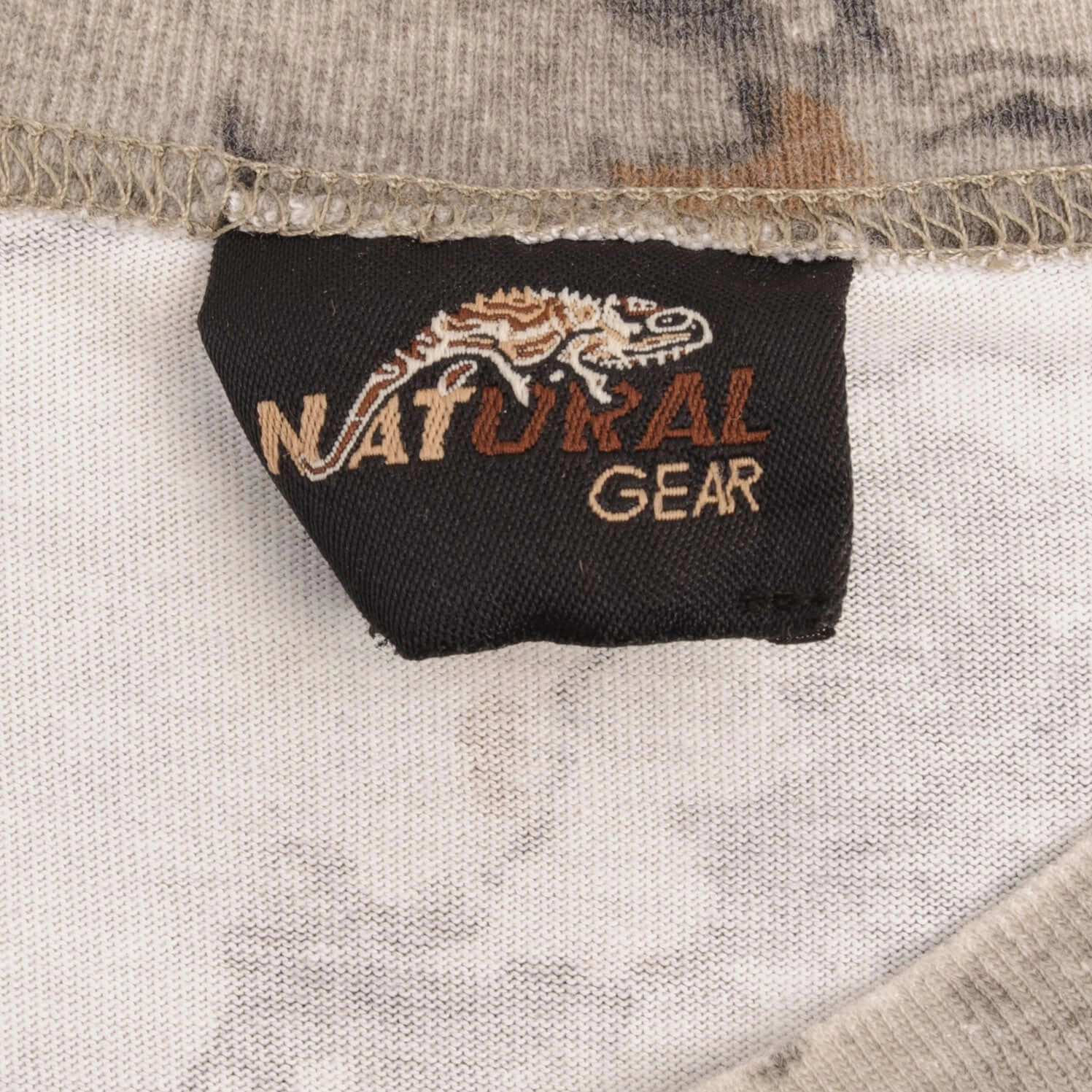 VINTAGE HUNTING NATURAL GEAR CAMO POCKET TEE SHIRT 2000S SIZE 2XL