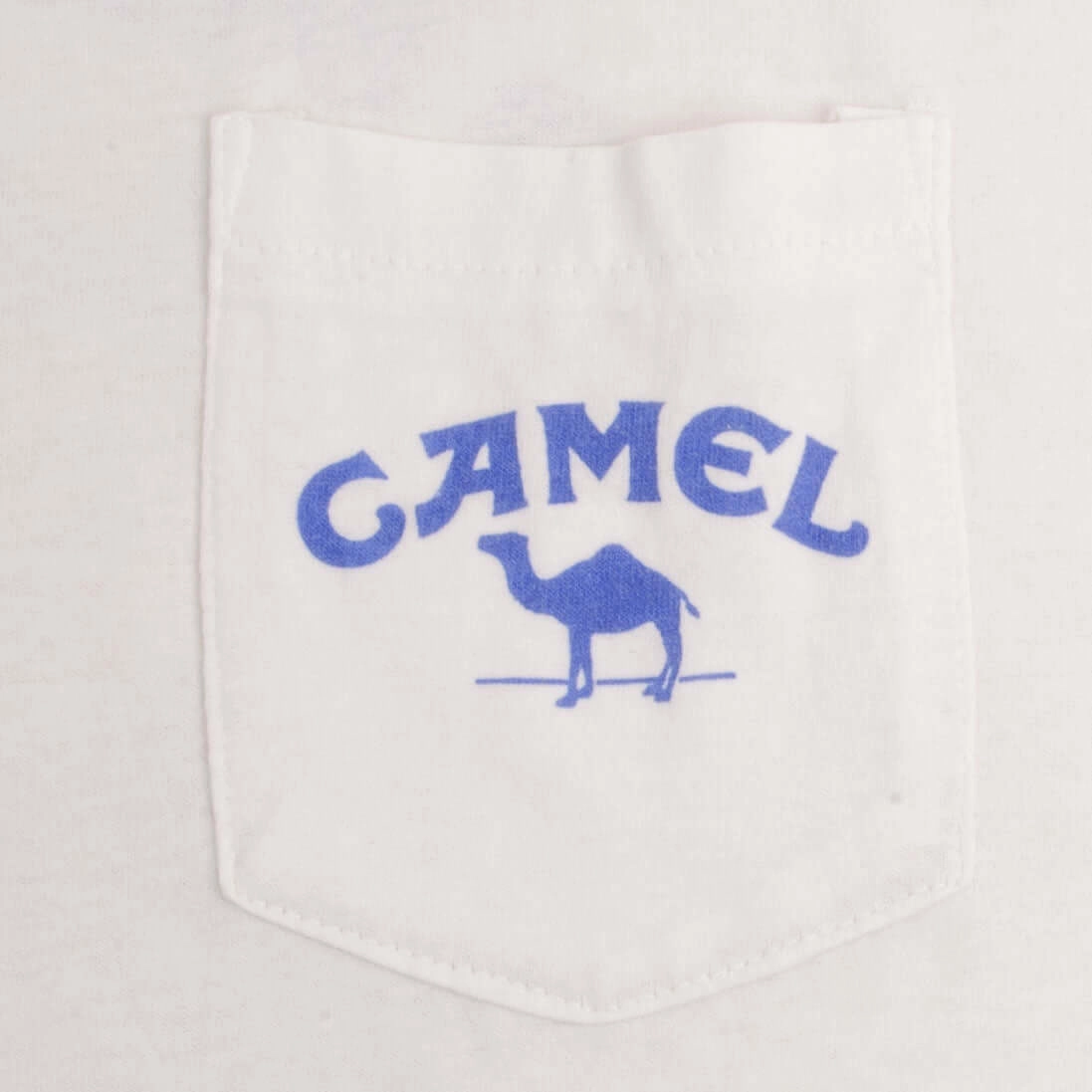 VINTAGE JOE'S PACK OF CAMEL POCKET TEE SHIRT 1990S SIZE LARGE MADE IN USA
